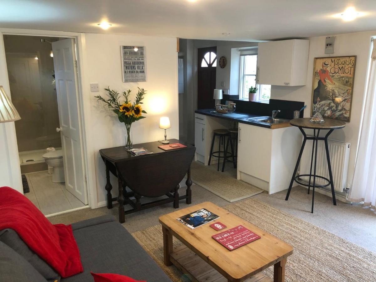Appartamento Kristina'S Coach House Horsham Esterno foto